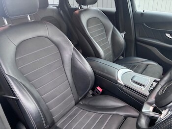 Used Mercedes-Benz GLC 2019 for sale - 78463231: Photo