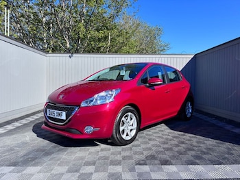 Used Peugeot 208 2015 for sale - 78457924: Photo