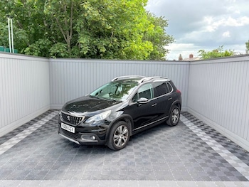 Used Peugeot 2008 2017 for sale - 78851187: Photo
