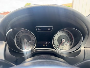 Used Mercedes-Benz GLA 2017 for sale - 78749356: Photo