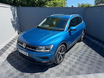 Used Volkswagen Tiguan 2017 for sale - 78688812: Photo