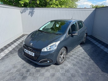 Used Peugeot 208 2016 for sale - 78544482: Photo