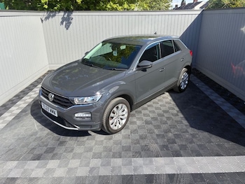 Used Volkswagen T-Roc 2020 for sale - 78500805: Photo