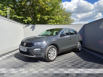 Used Volkswagen T-Roc 2020 for sale - 78500805: Photo