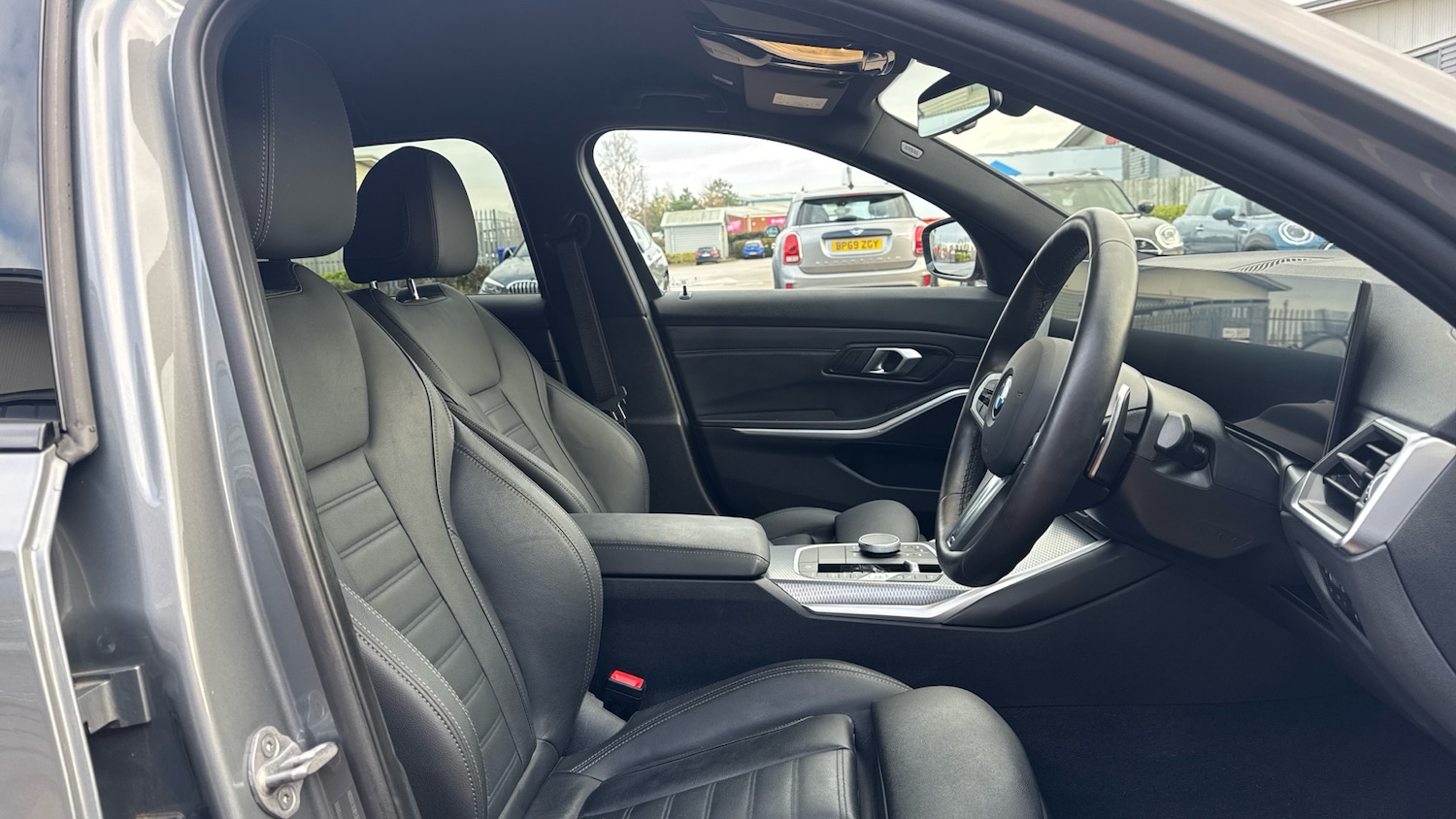 Used BMW 3 Series 2024 for sale - 76669103: Photo 11