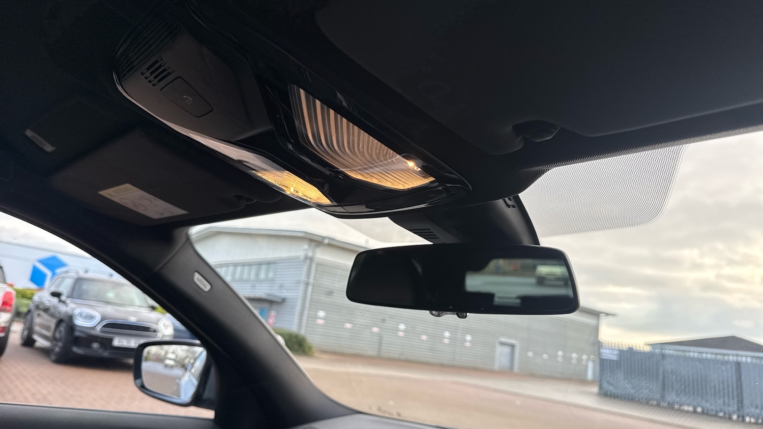 Used BMW 3 Series 2024 for sale - 76669103: Photo 32