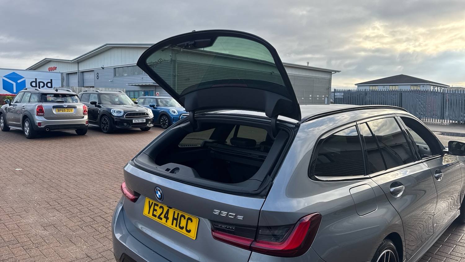 Used BMW 3 Series 2024 for sale - 76669103: Photo 44