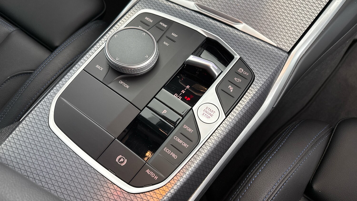 Used BMW 3 Series 2024 for sale - 77492460: Photo 10