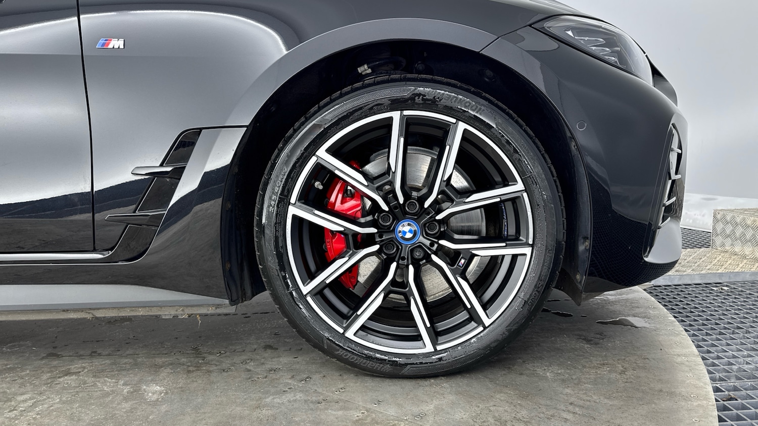 Used BMW i4 2024 for sale - 77179893: Photo 14