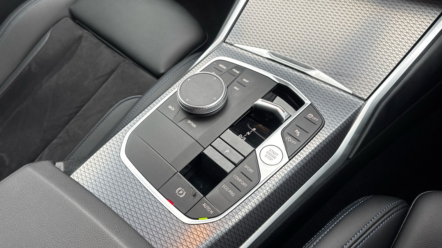 Used BMW 3 Series 2024 for sale - 77893224: Photo 10