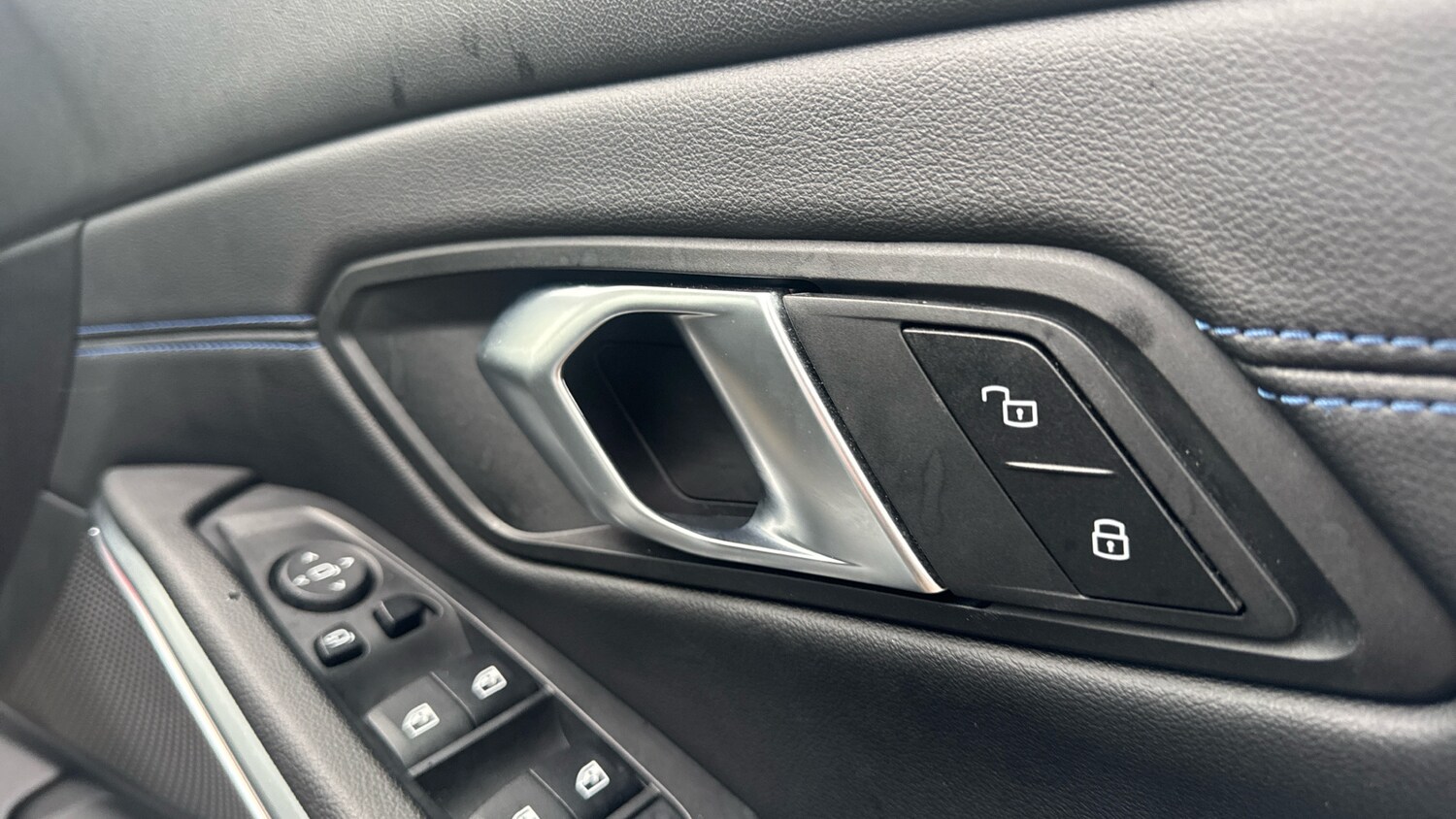 Used BMW 3 Series 2024 for sale - 77893224: Photo 20