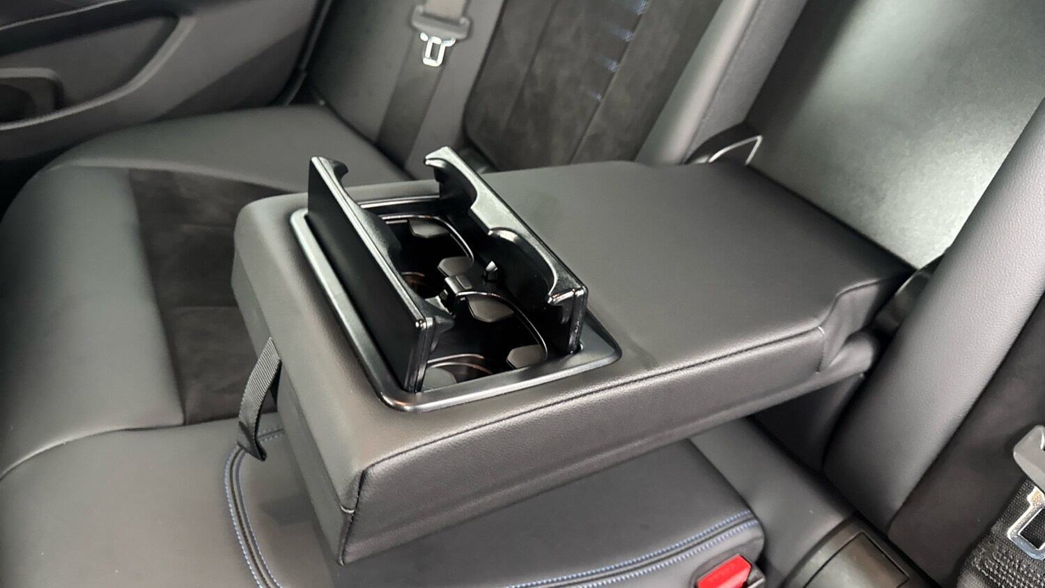 Used BMW 3 Series 2024 for sale - 77893224: Photo 31