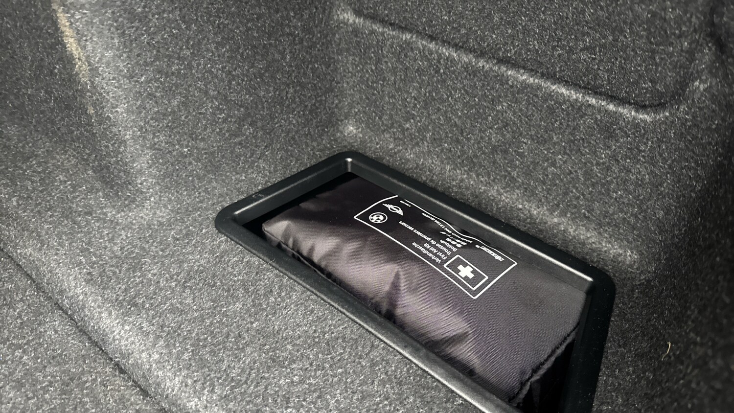 Used BMW 3 Series 2024 for sale - 77893224: Photo 34