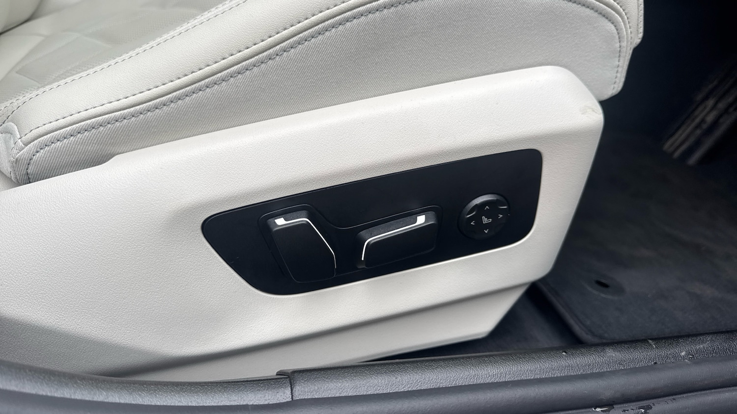 Used BMW i5 2025 for sale - 77541299: Photo 27