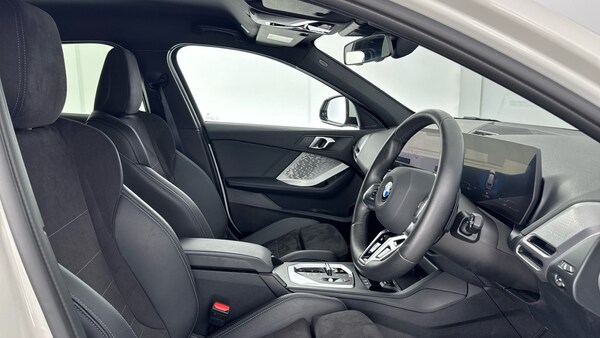 Used BMW 1 Series 2025 for sale - 75567328: Photo 11