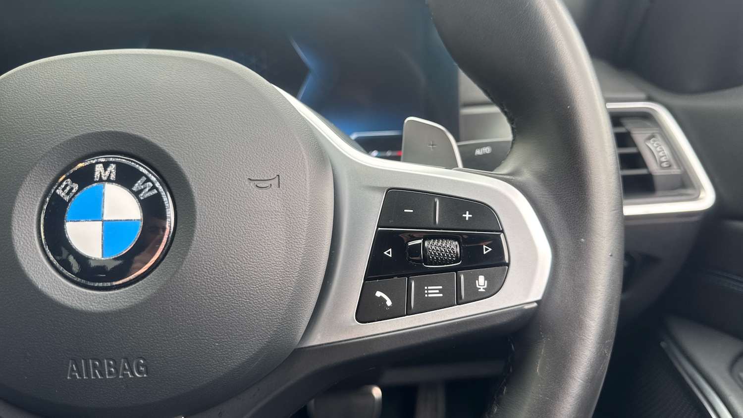 Used BMW 3 Series 2024 for sale - 77864529: Photo 18