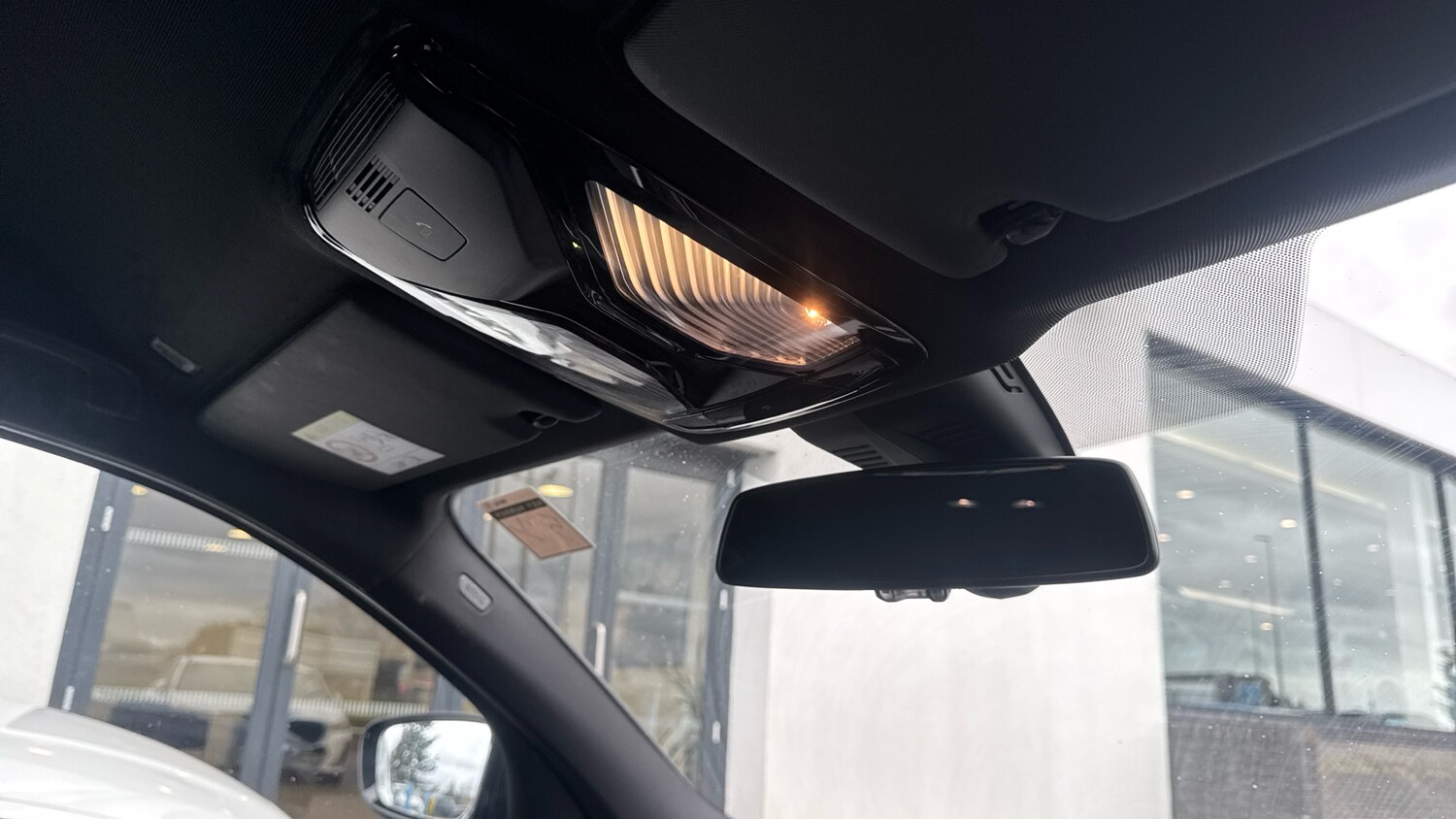 Used BMW 3 Series 2024 for sale - 77864529: Photo 27