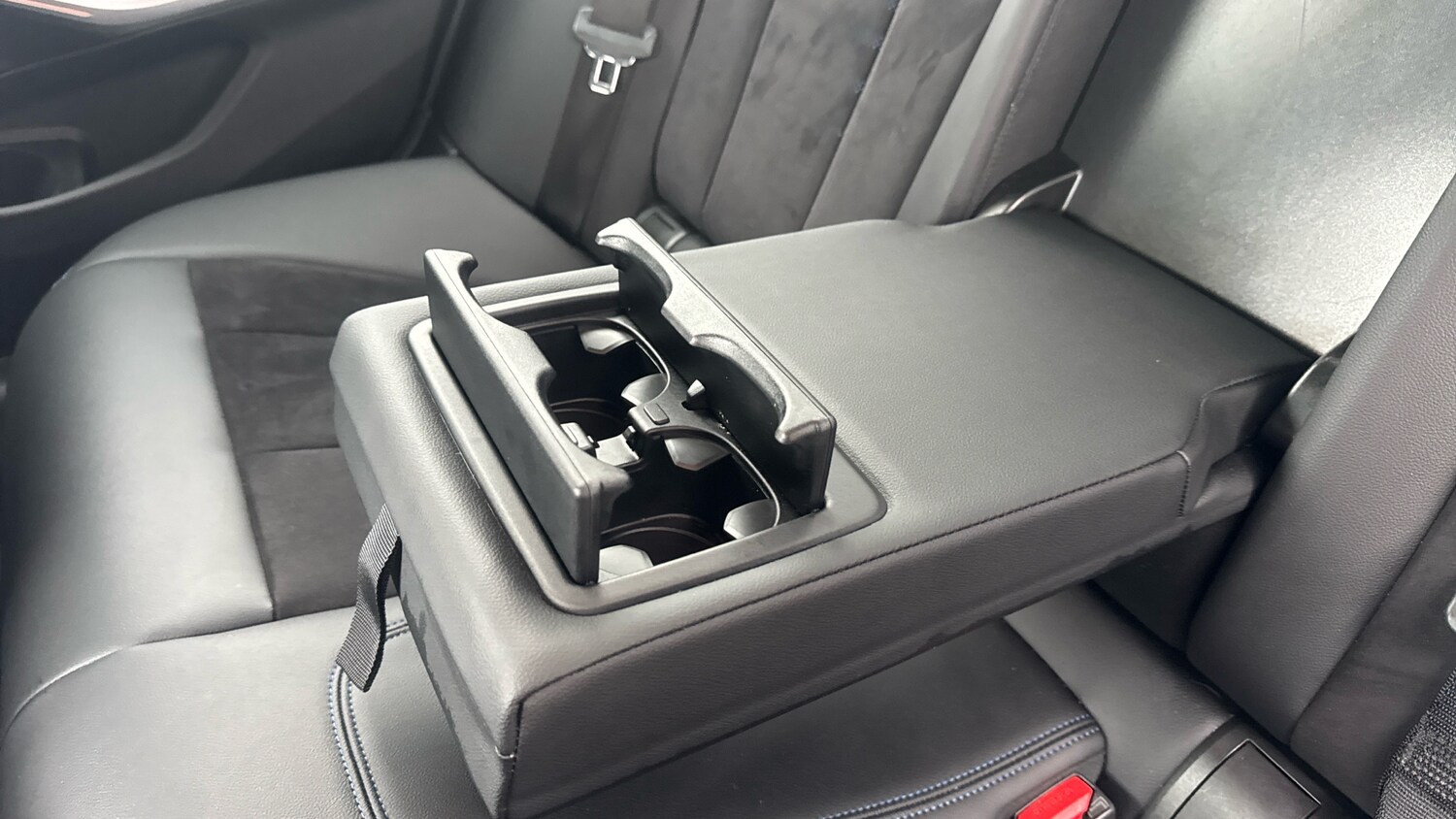 Used BMW 3 Series 2024 for sale - 77864529: Photo 31