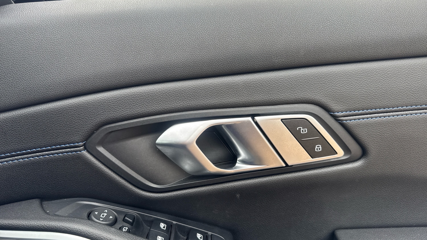 Used BMW 3 Series 2023 for sale - 76277087: Photo 24