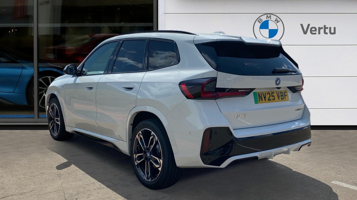 Used BMW iX1 2025 for sale - 76102786: Photo 2