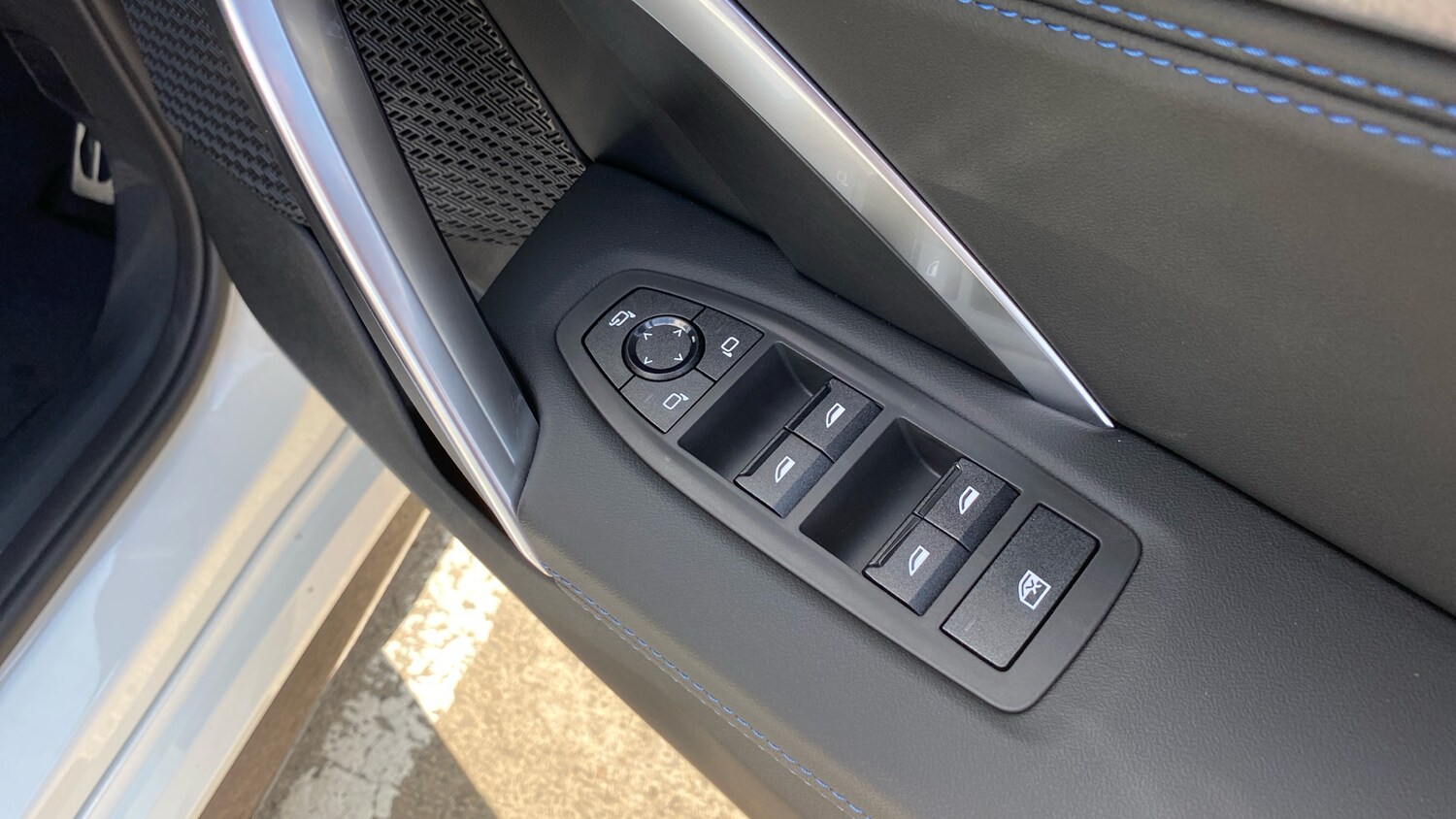 Used BMW iX1 2025 for sale - 76102786: Photo 24