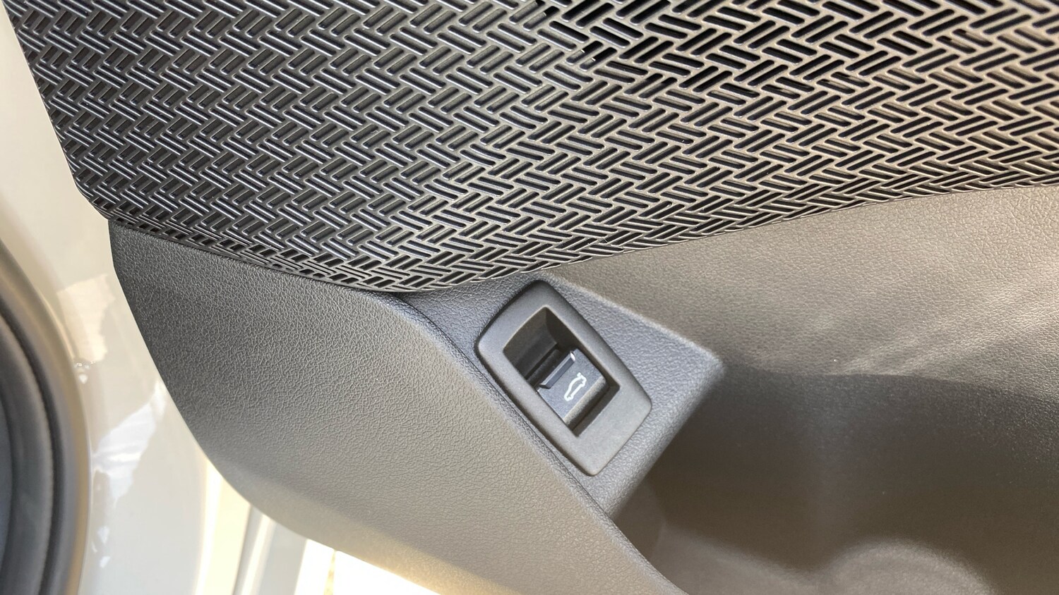 Used BMW iX1 2025 for sale - 76102786: Photo 25