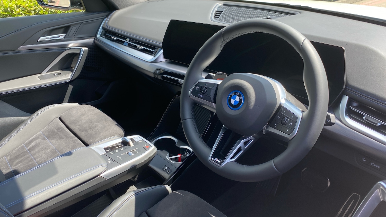 Used BMW iX1 2025 for sale - 76102786: Photo 6