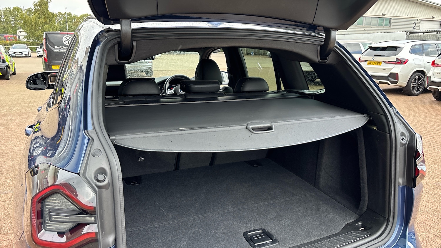 Vehicle 28