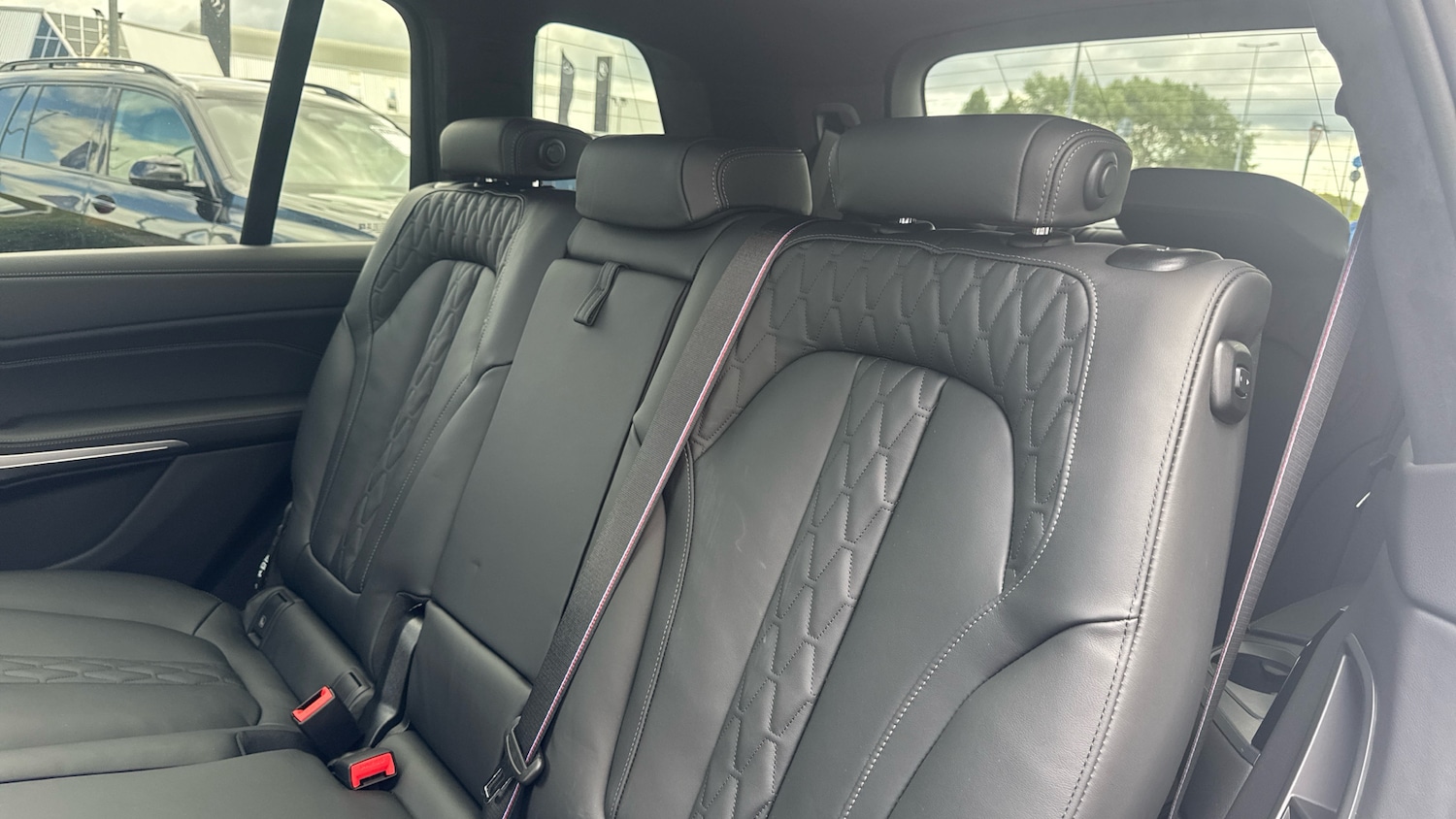 Used BMW X7 2025 for sale - 76102784: Photo 12