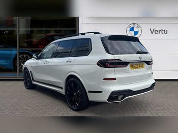 Used BMW X7 2025 for sale - 76102784: Photo