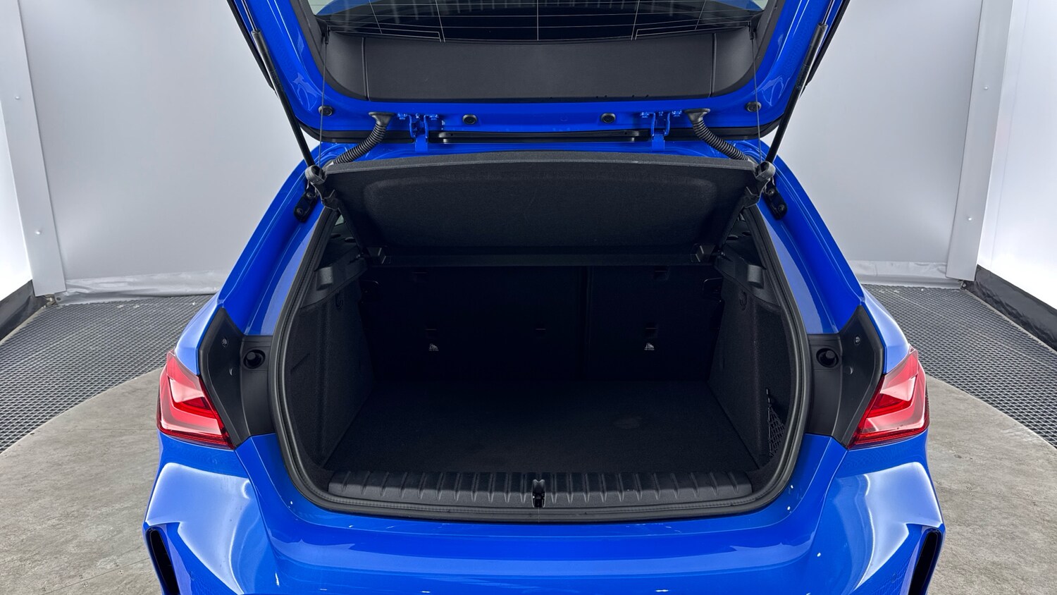 Used BMW 1 Series 2023 for sale - 77845157: Photo 13