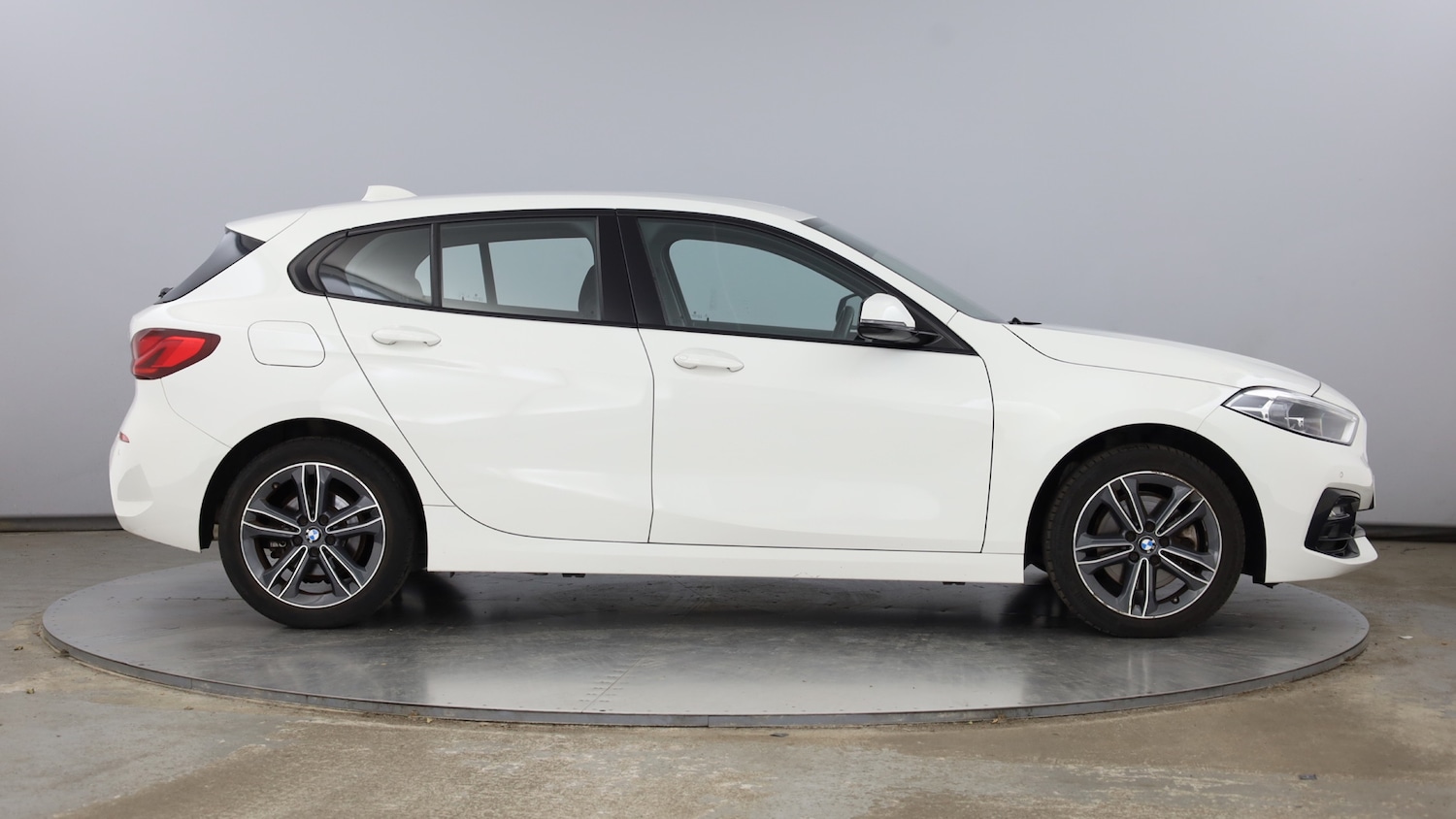 Used BMW 1 Series 2021 for sale - 76467940: Photo 3