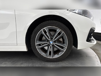 Used BMW 1 Series 2021 for sale - 76467940: Photo