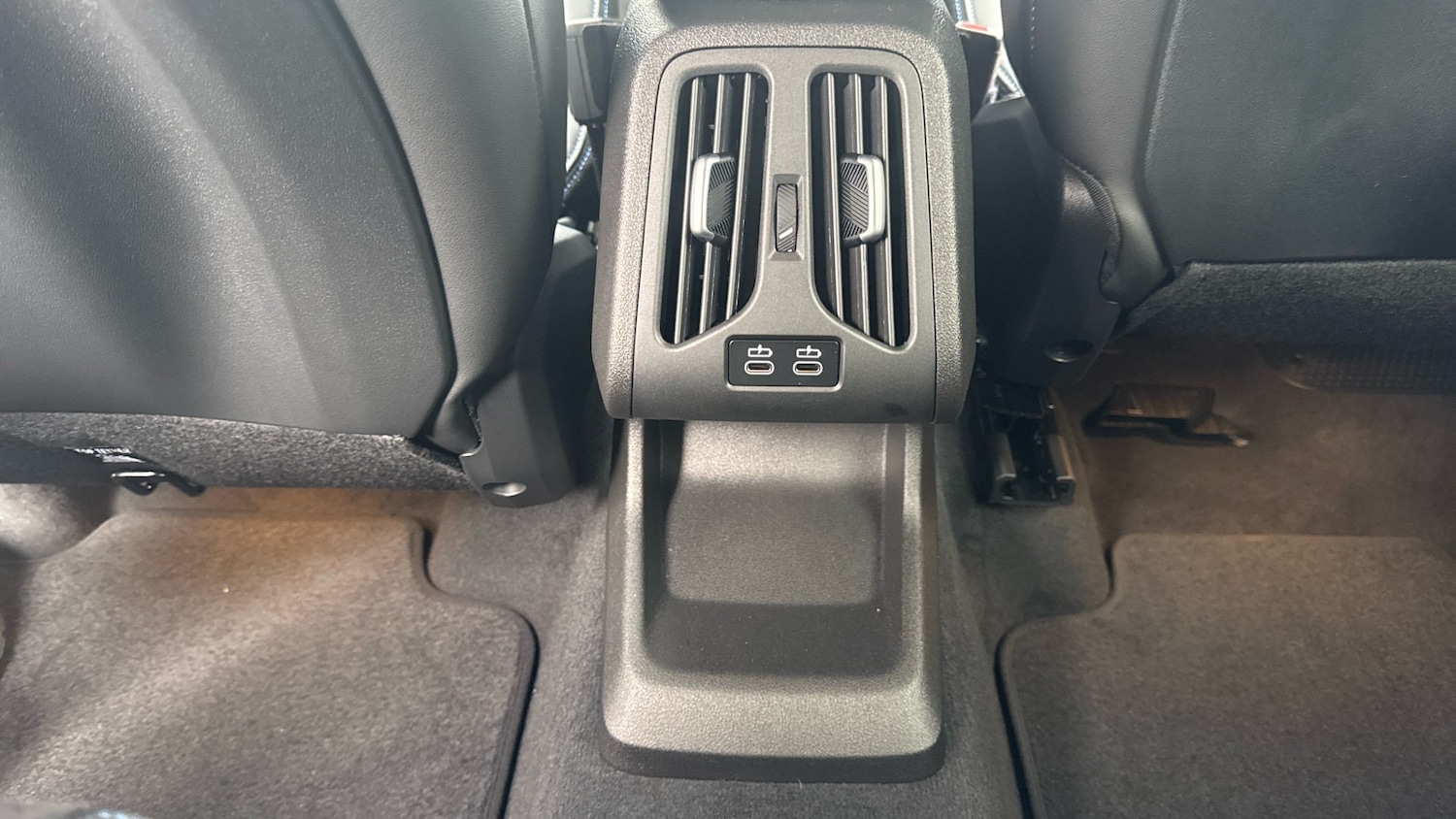 Vehicle 33