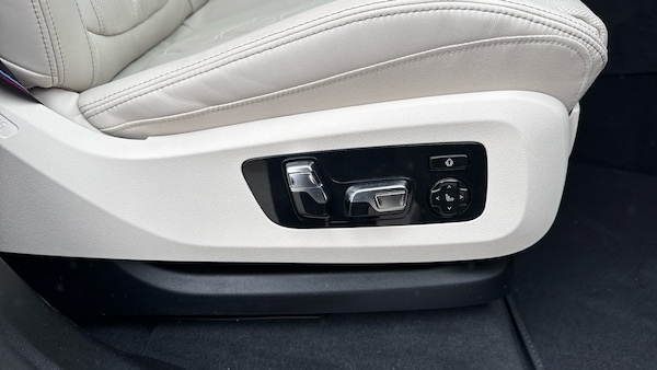 Used BMW X7 2025 for sale - 76102799: Photo 30