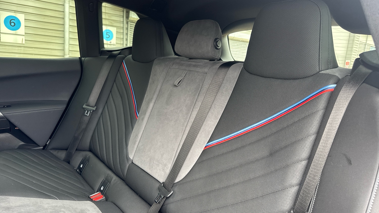 Used BMW iX 2025 for sale - 76026963: Photo 12