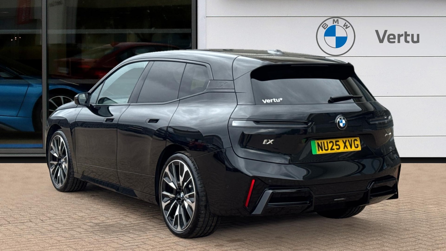 Used BMW iX 2025 for sale - 76026963: Photo 2