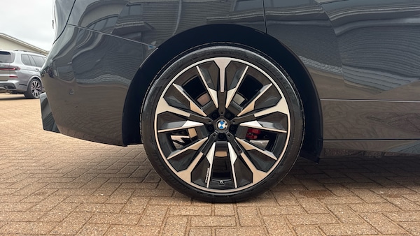 Used BMW iX 2025 for sale - 76026963: Photo 44