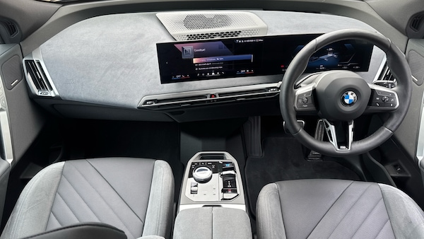 Used BMW iX 2025 for sale - 76026963: Photo 4