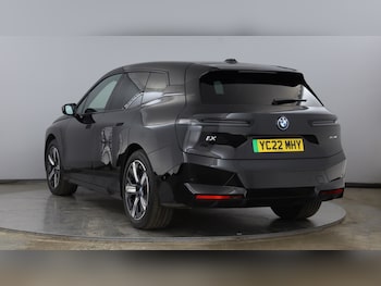 Used BMW iX 2022 for sale - 76234561: Photo 2