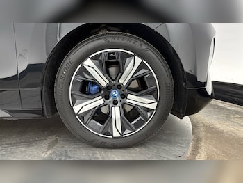 Used BMW iX 2022 for sale - 76234561: Photo 4