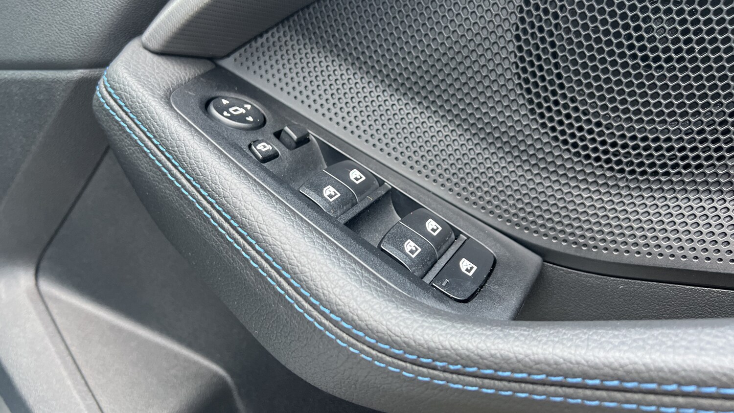 Used BMW 2 Series 2023 for sale - 76687081: Photo 24