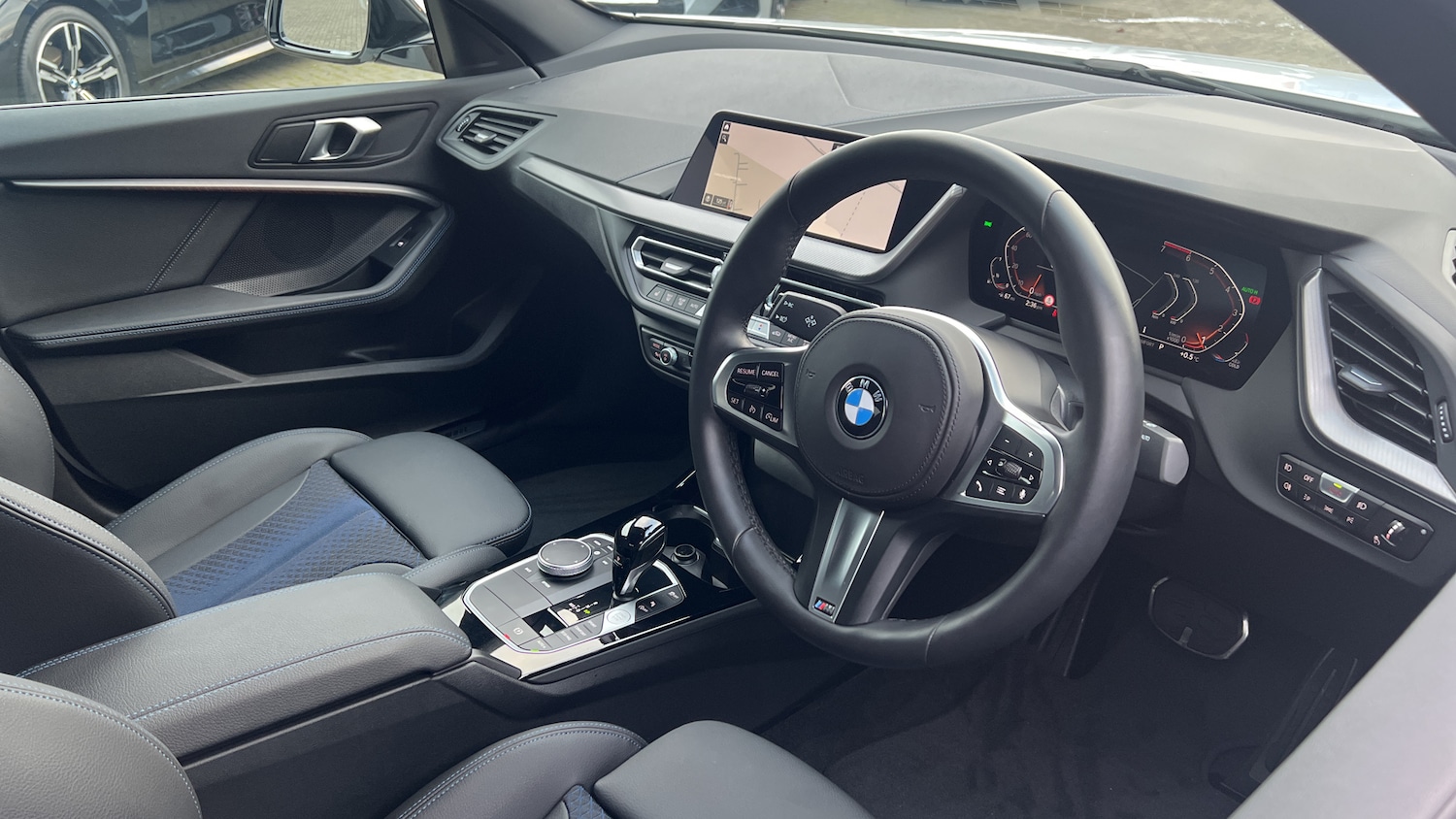 Used BMW 2 Series 2023 for sale - 76687081: Photo 6