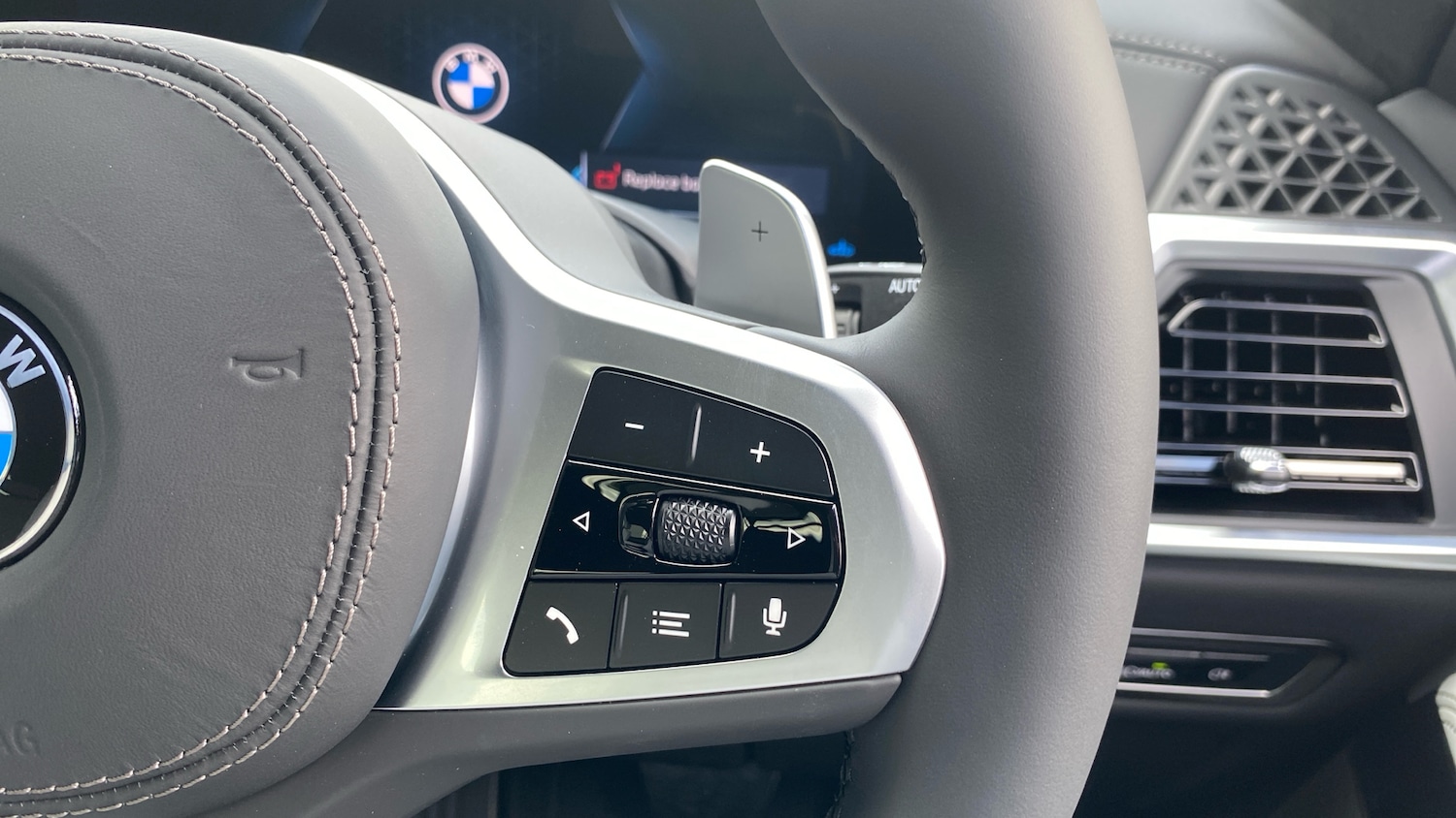 Used BMW X7 2025 for sale - 76102798: Photo 18