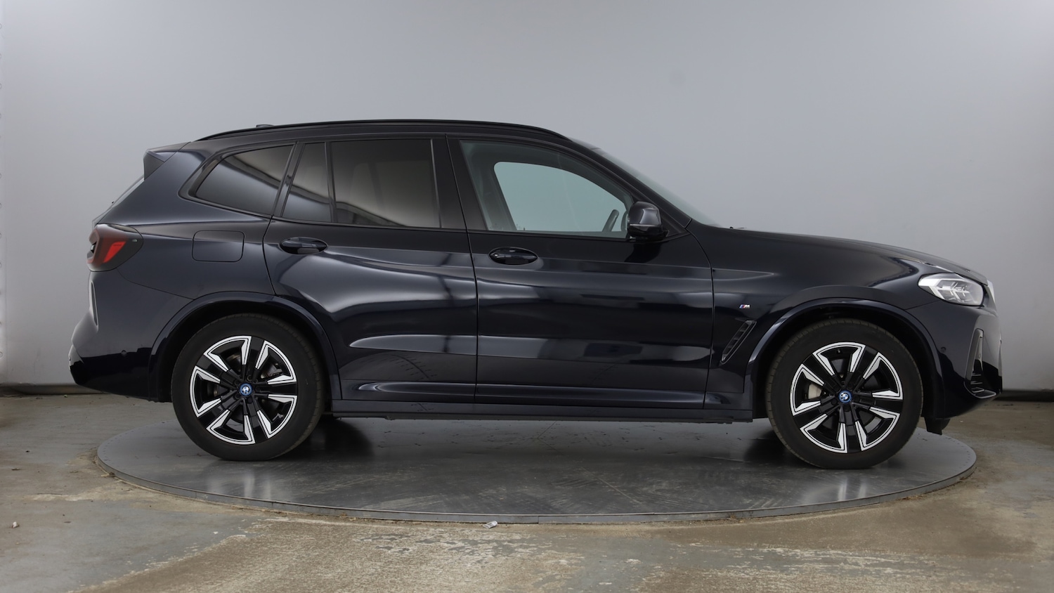 Used BMW iX3 2023 for sale - 76391625: Photo 3