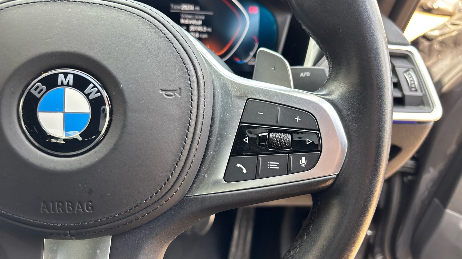 Used BMW 3 Series 2022 for sale - 76352428: Photo 18
