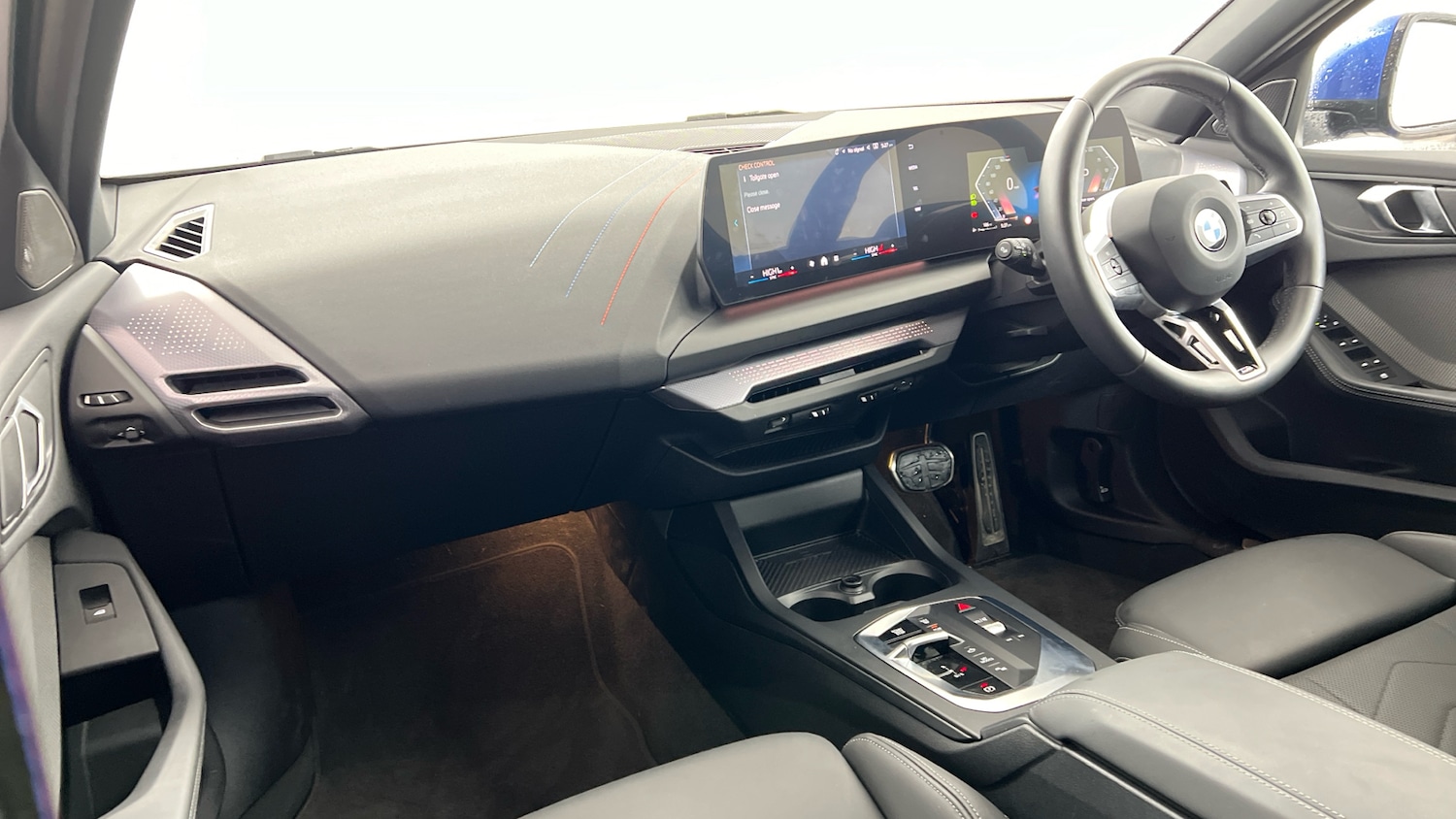 Used BMW 1 Series 2025 for sale - 77300930: Photo 7