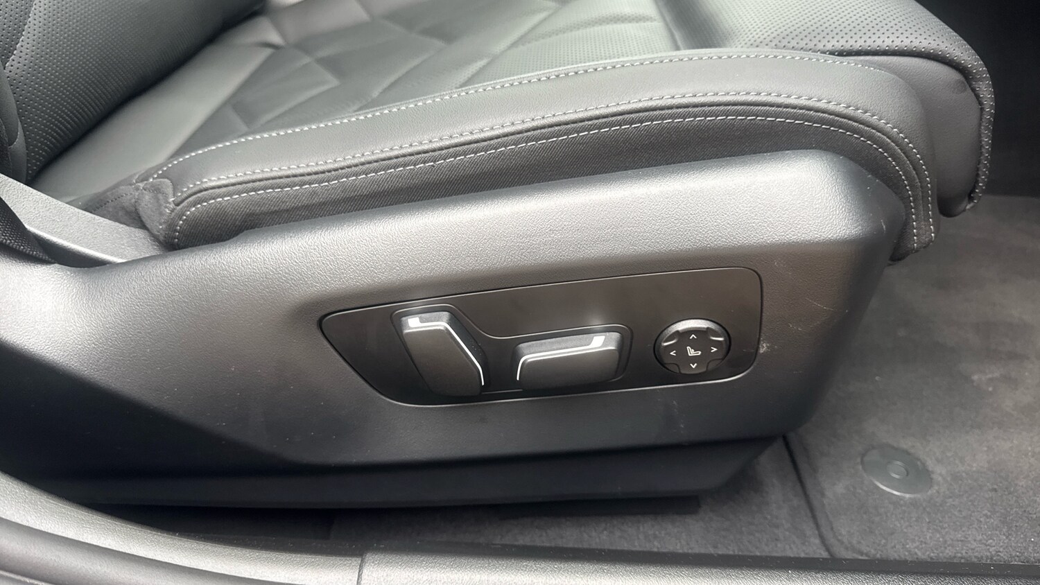 Used BMW i5 2025 for sale - 77365102: Photo 26