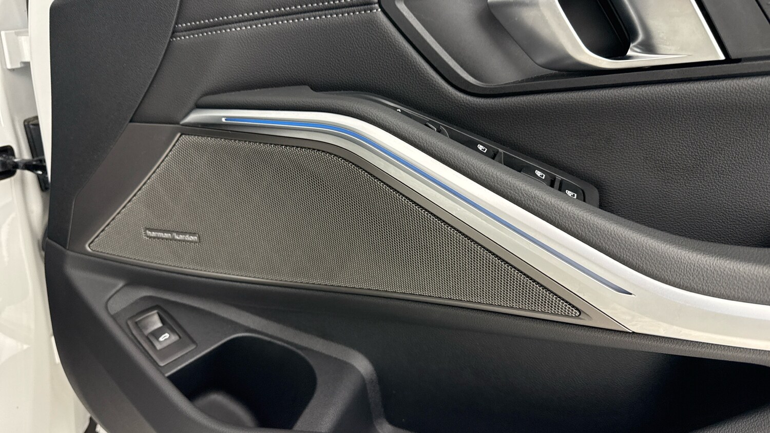 Used BMW 3 Series 2025 for sale - 77492466: Photo 20