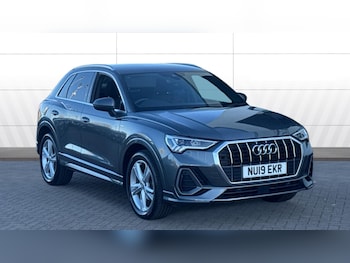 Used Audi Q3 2019 for sale - 77932518: Photo